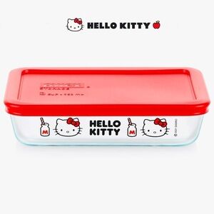 𝅺Pyrex Hello Kitty Red Glass Storage Container w Lid